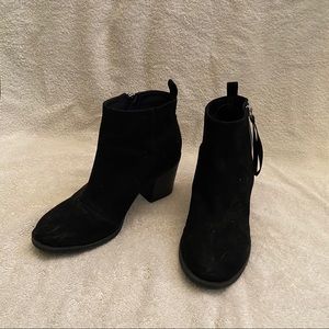 H&M Black Suede Chunky Heel Booties